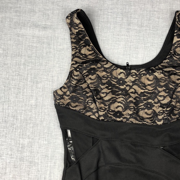 Crystal Doll Black Lace Bodycon Dress Juniors Sz 3 - Picture 3 of 6